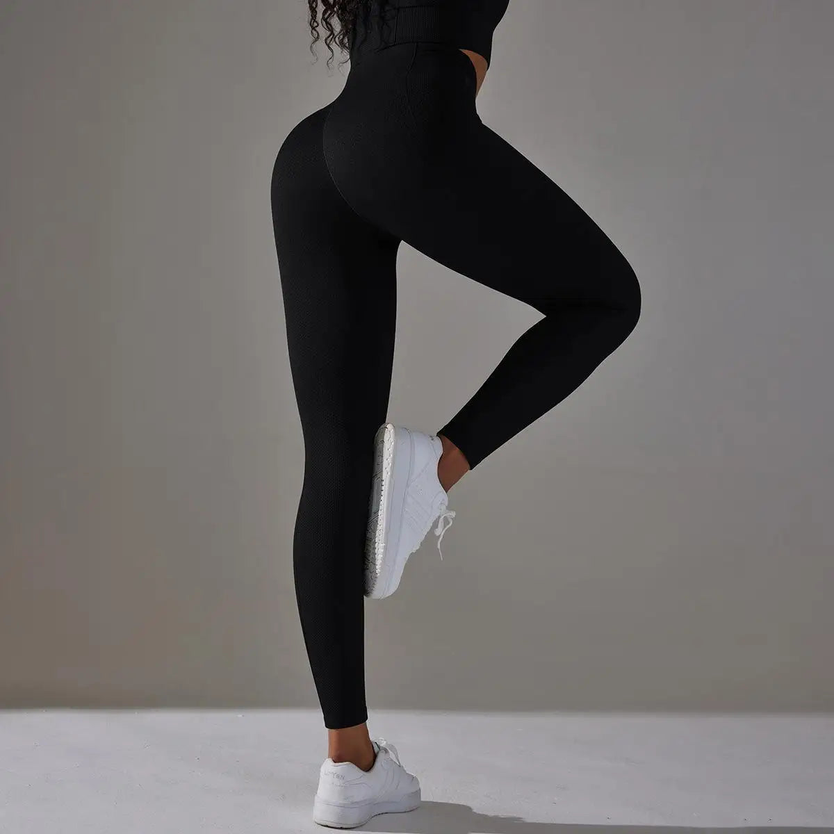 Seamless Yoga Pants - Elevate Your Gym and Yoga Sessions